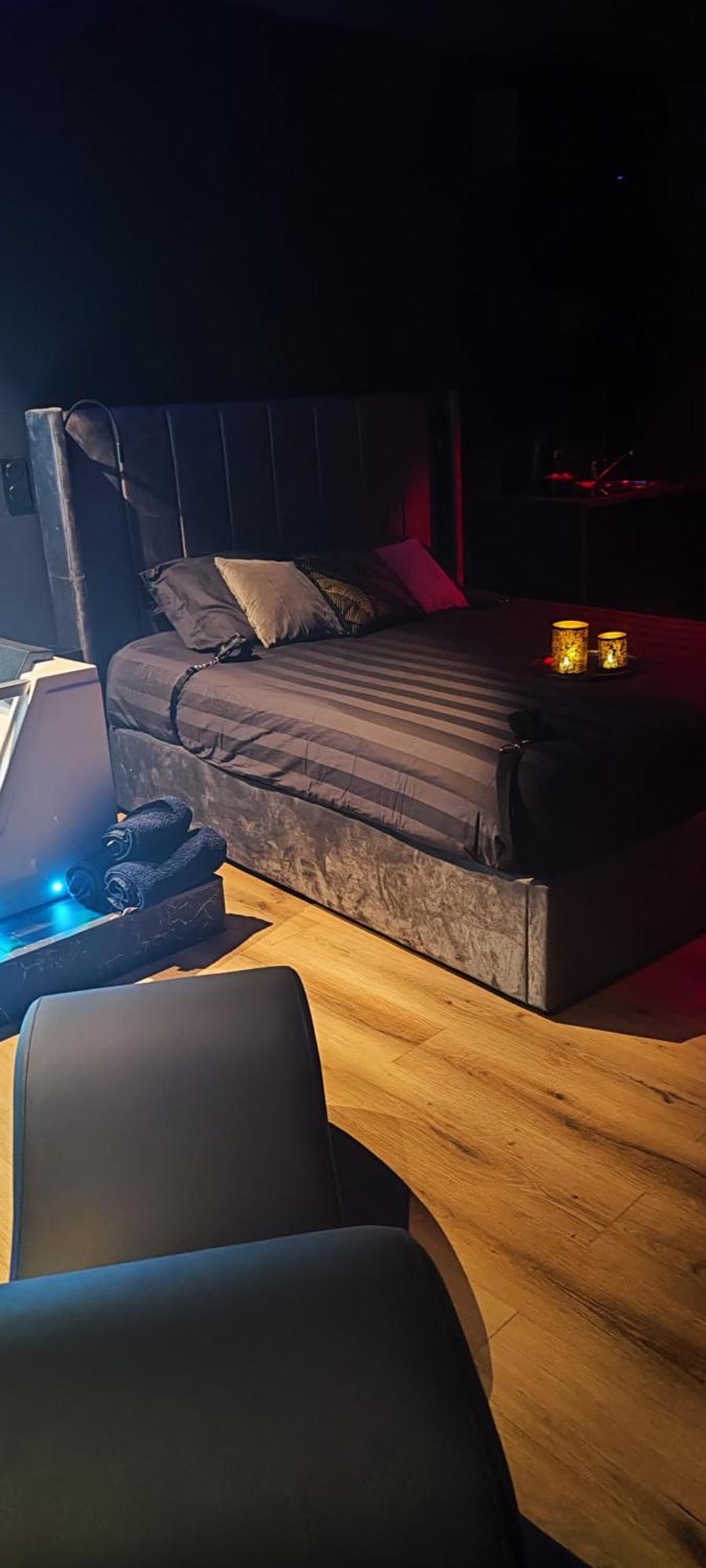 Loveroomxspa Bourg-Saint-Christophe Szoba fotó