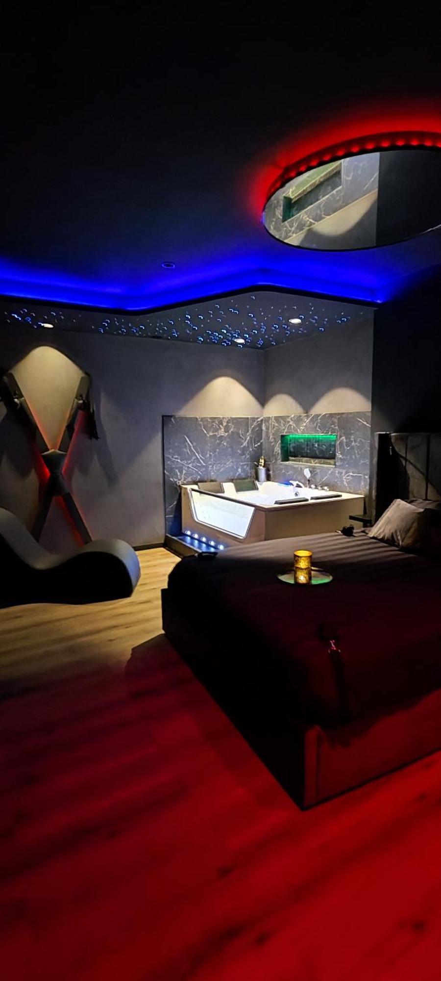Loveroomxspa Bourg-Saint-Christophe Kültér fotó