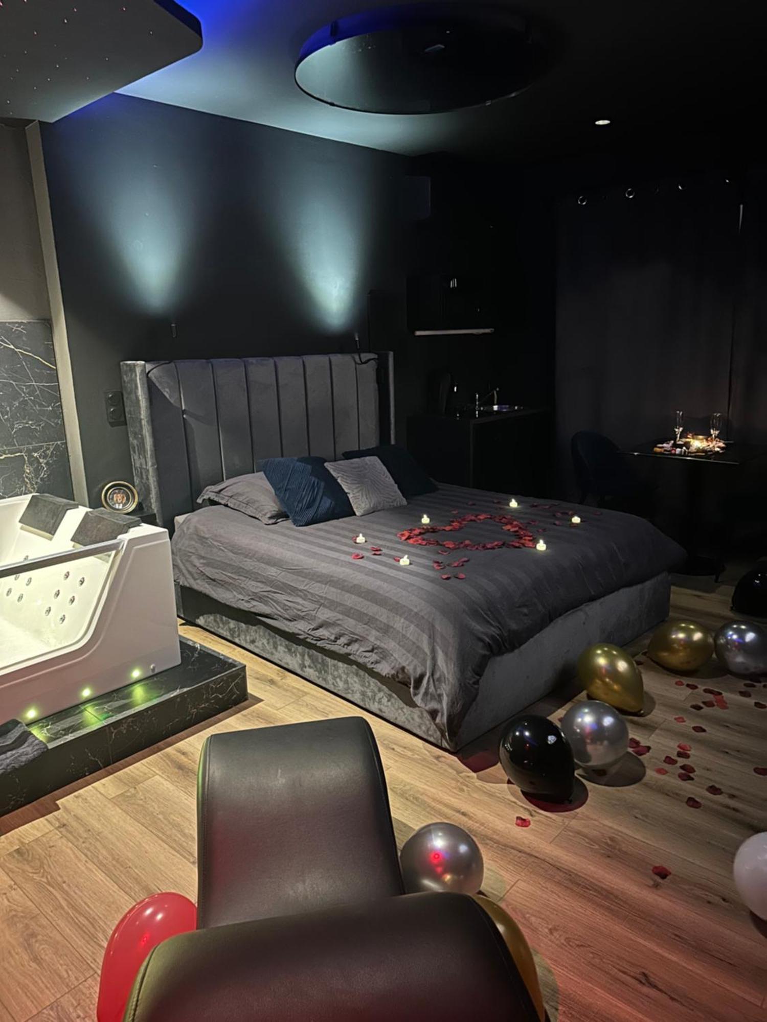 Loveroomxspa Bourg-Saint-Christophe Kültér fotó